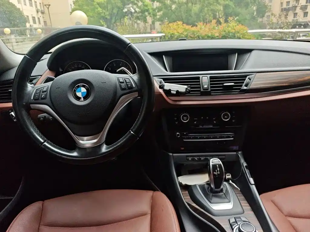 BMW X1 — миниатюра 13