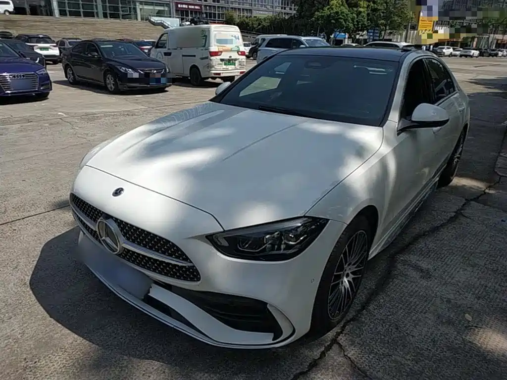 Mercedes-Benz C-Class 2024