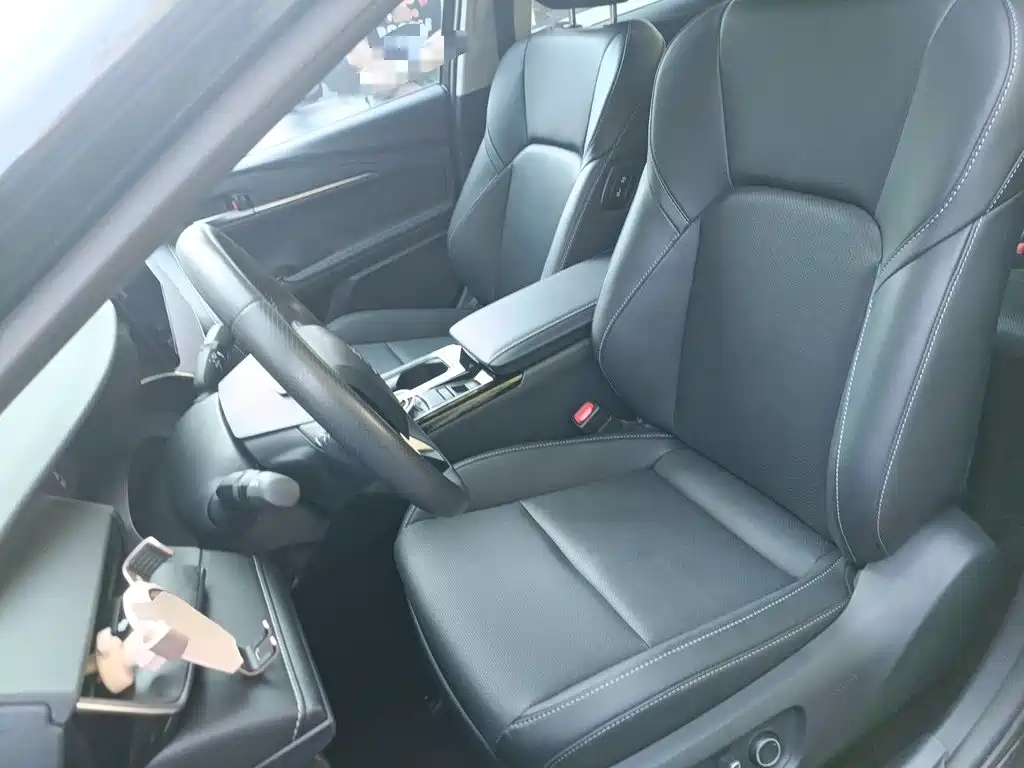 Toyota Camry — миниатюра 11