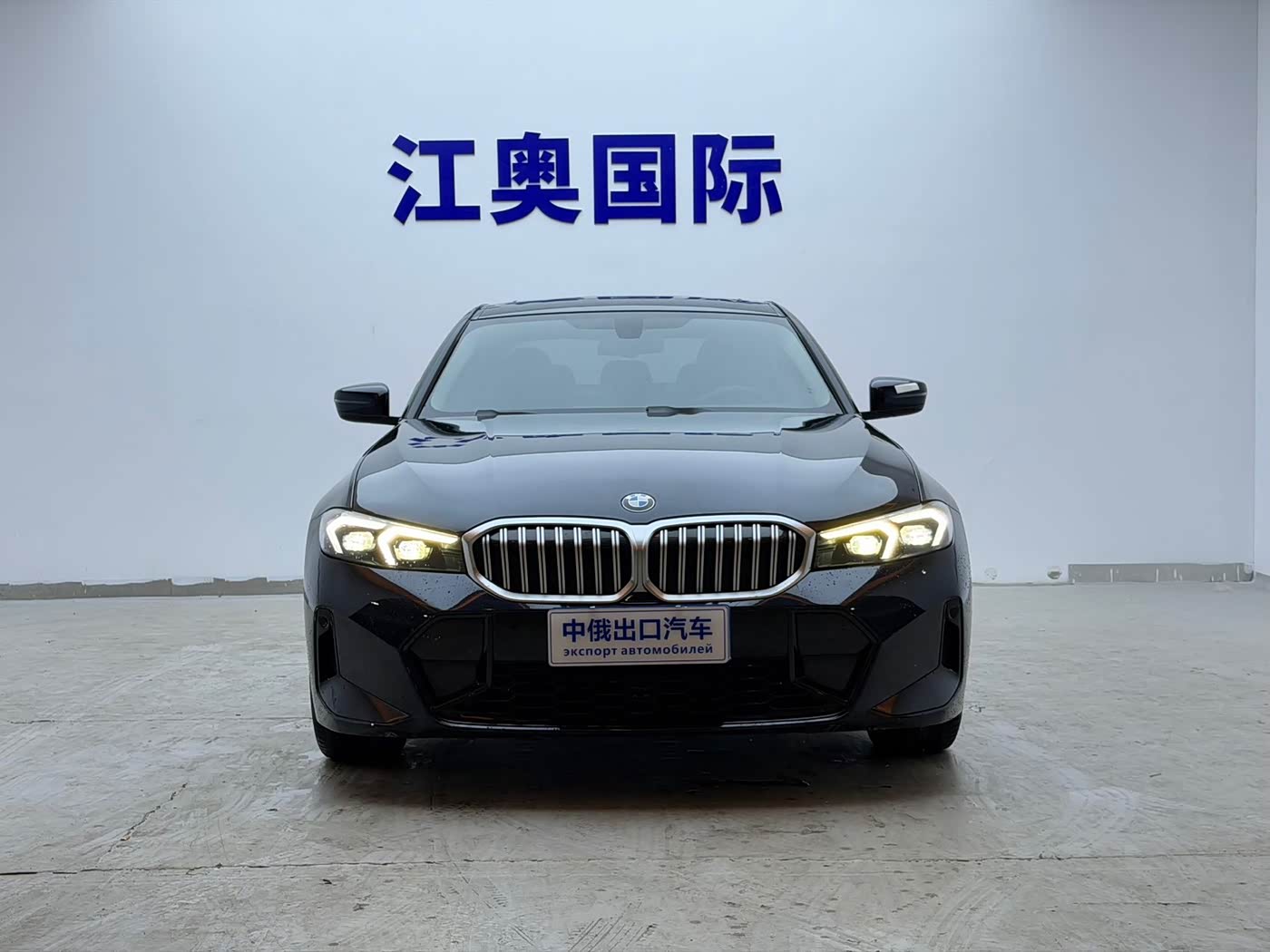 BMW 3 Series 2.0 л 2023 г. Чёрный, пробег 41000 км