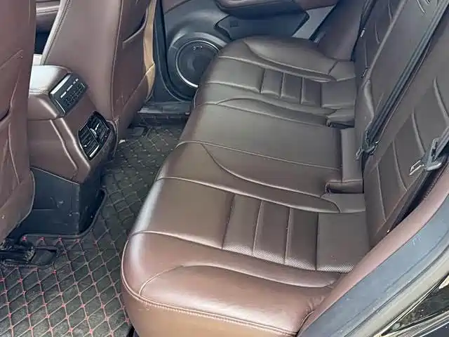 Wey Wey VV5 — миниатюра 9