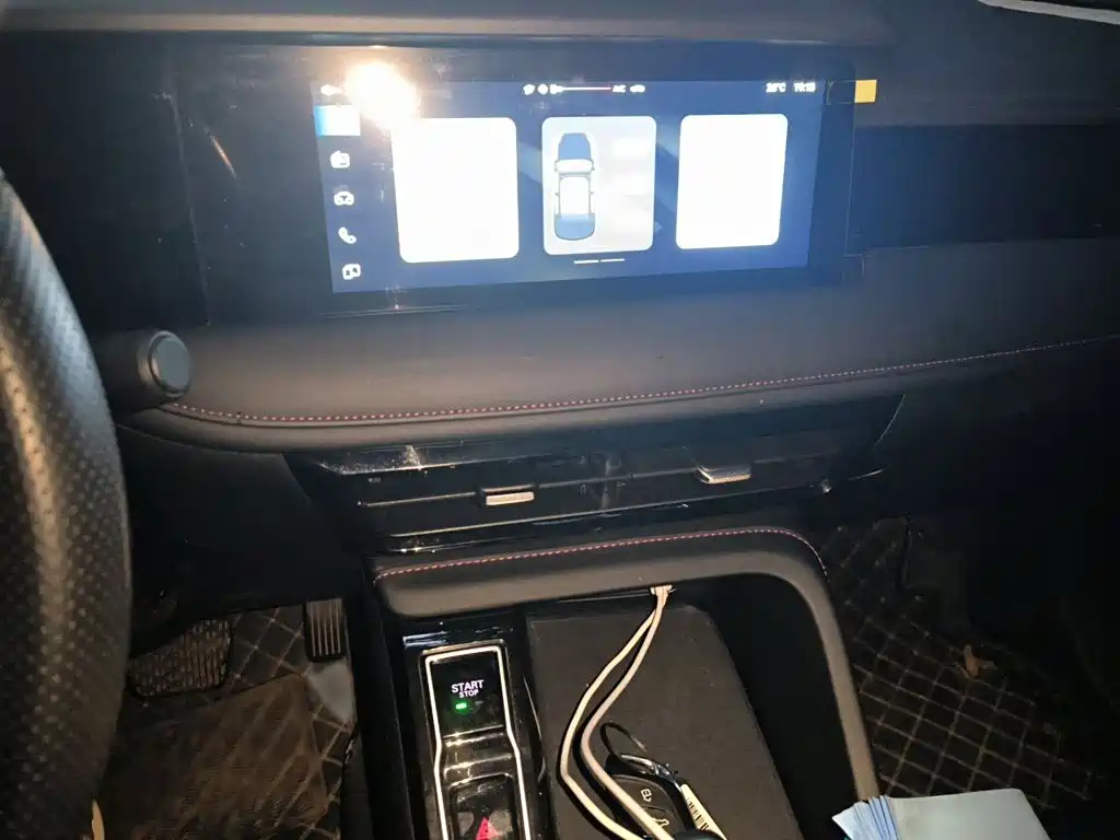 Roewe i5 — миниатюра 6