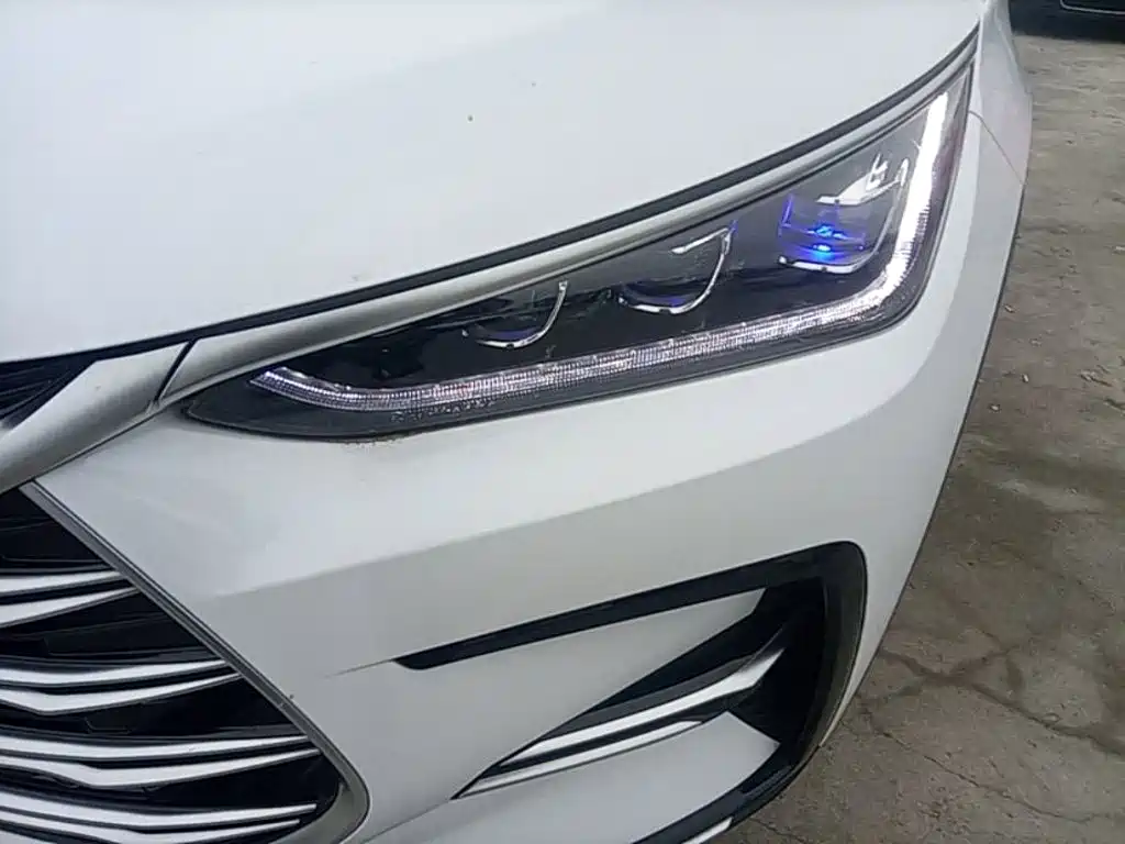 BYD Tang New Energy — миниатюра 24