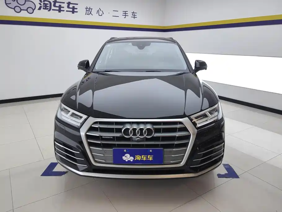 Audi Q5L — миниатюра 2