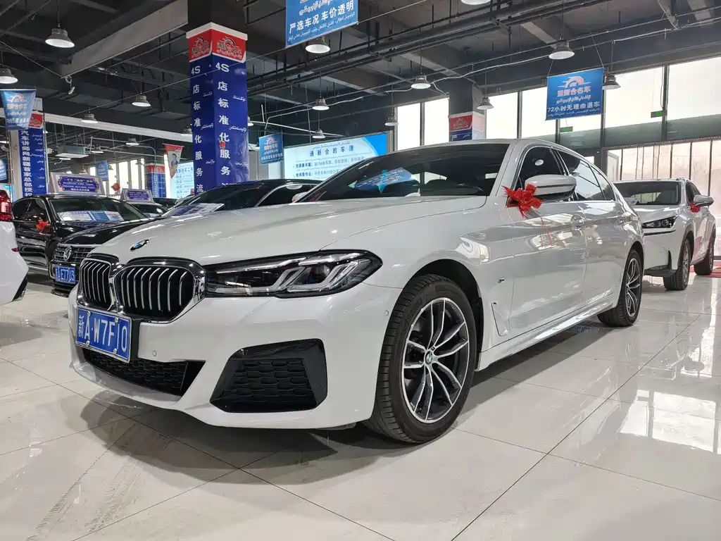 BMW 5 Series 2023
