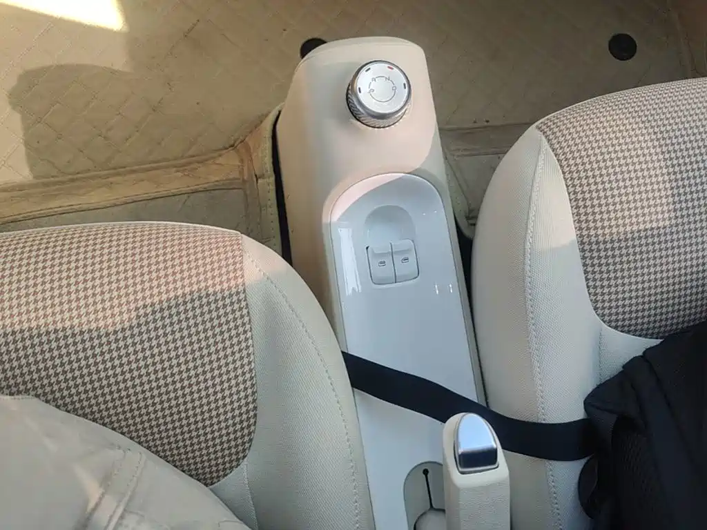 Wuling MINIEV — миниатюра 14
