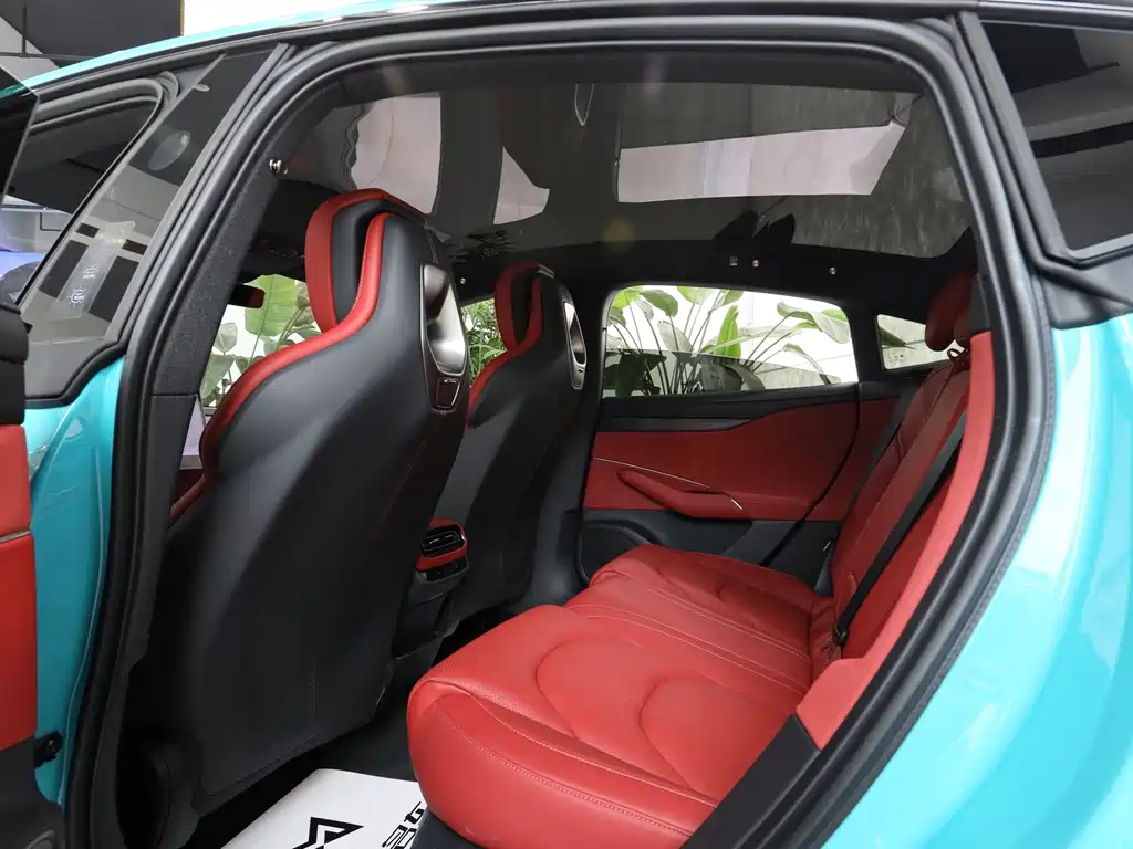 XIAOMI CAR XIAOMI SU7