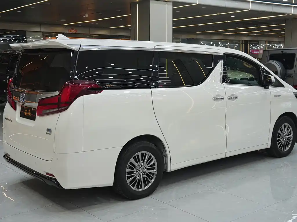 TOYOTA ELFA