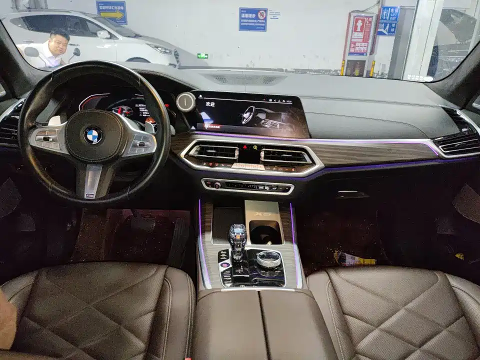 BMW X5 — миниатюра 7