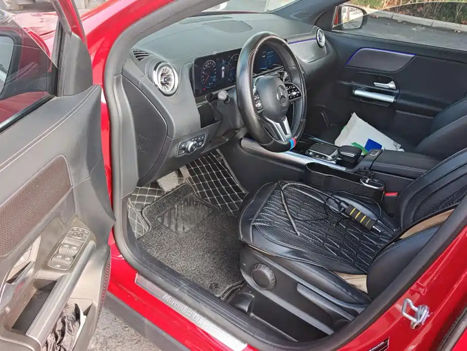 Mercedes-Benz GLA — миниатюра 9