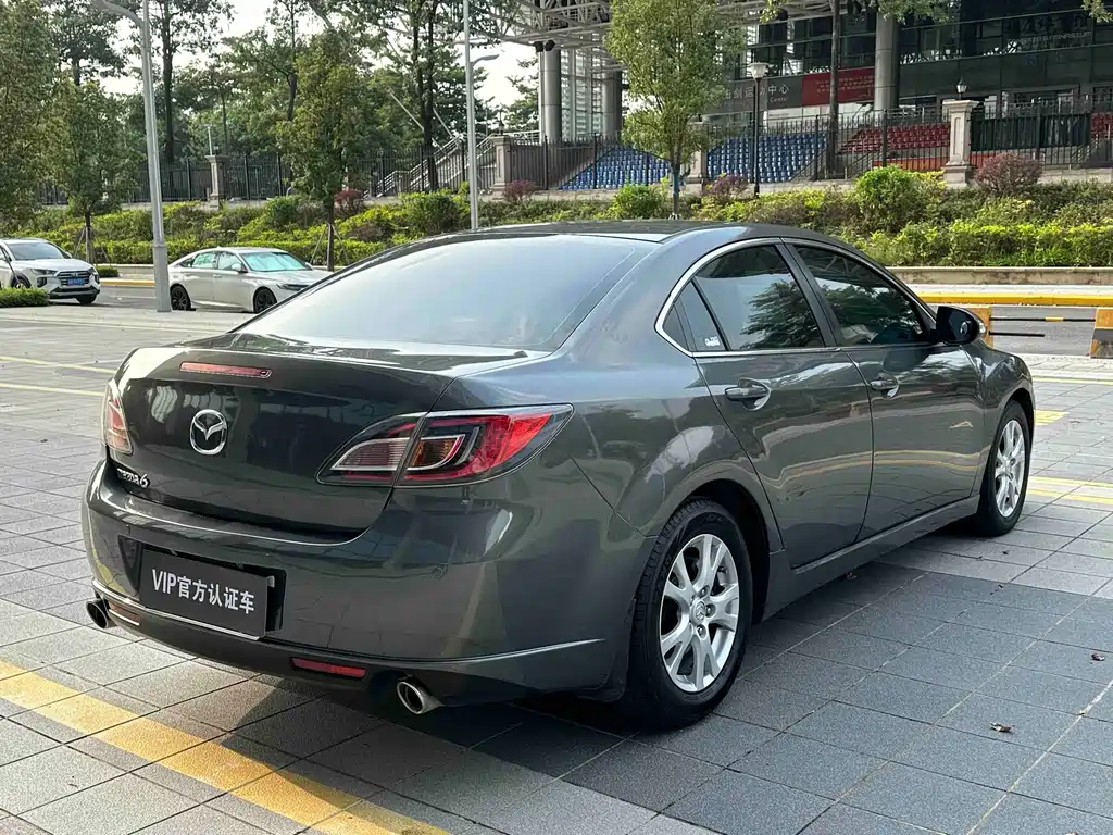 Mazda Ruiyi 2009 2.5L AT Luxury