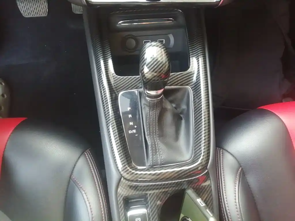 Roewe i5 — миниатюра 14