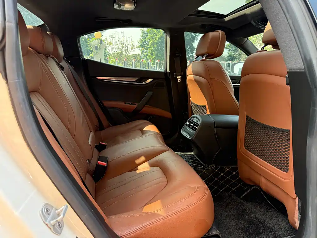 Maserati Ghibli — миниатюра 15