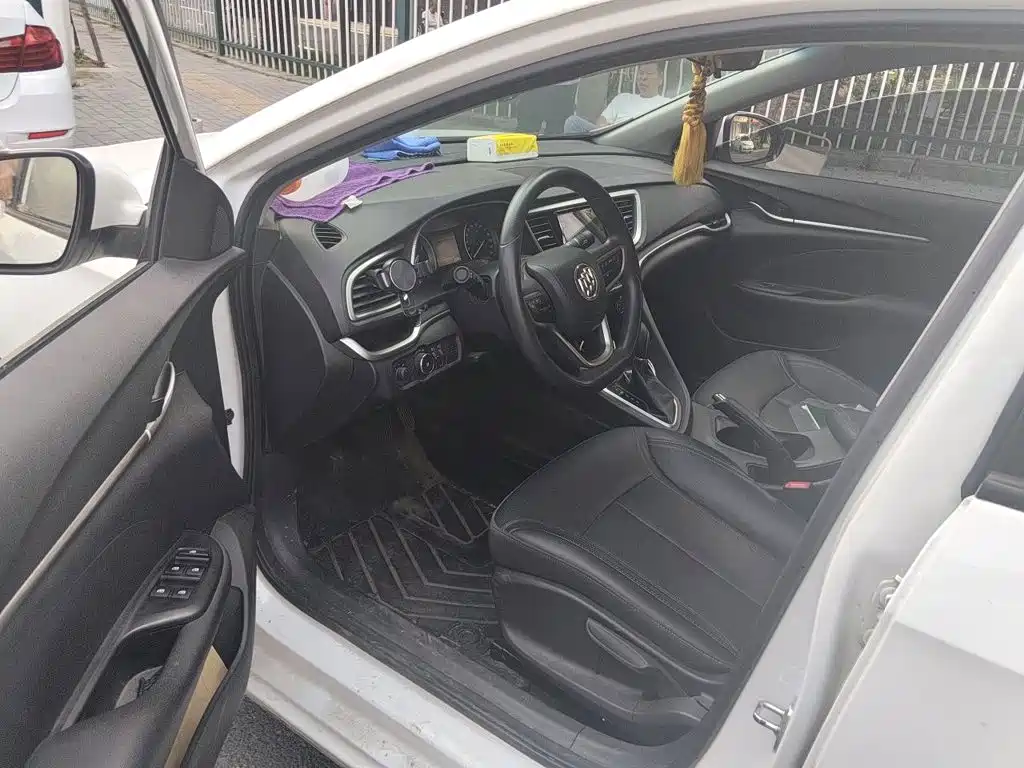 Buick Excelle — миниатюра 17