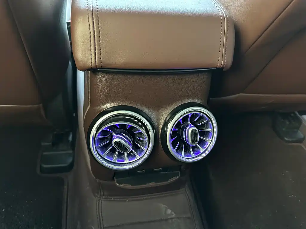 WEI PAI WEI BRAND VV7