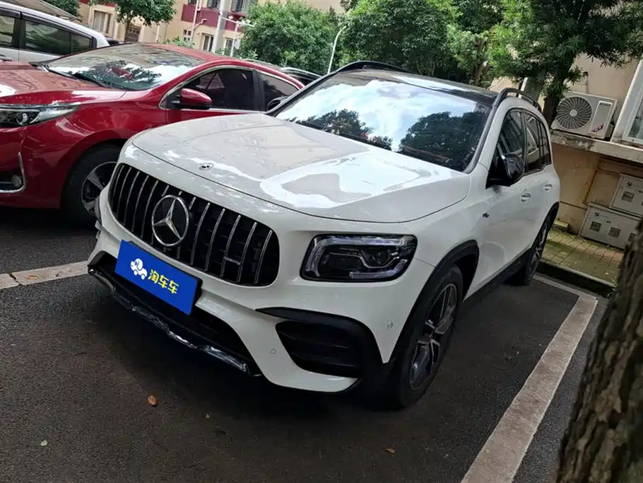 Купить Mercedes-Benz GLB AMG