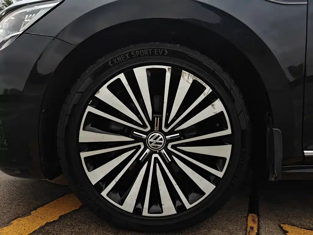 Volkswagen Passat — миниатюра 11