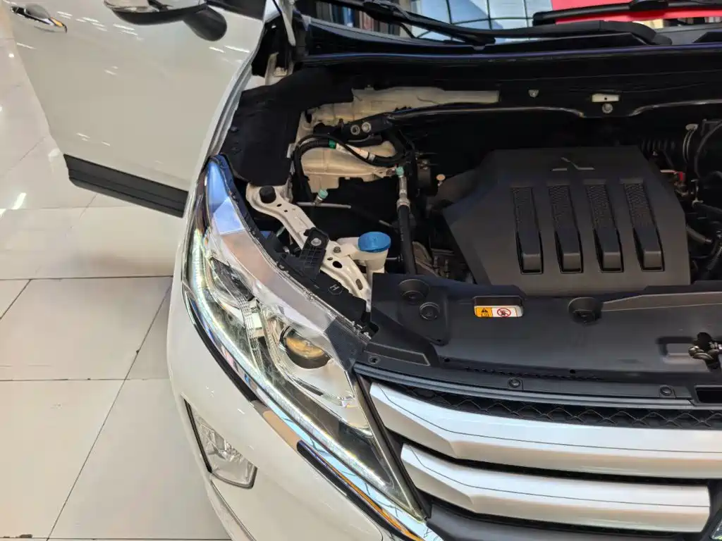 Mitsubishi Eclipse Cross — миниатюра 21