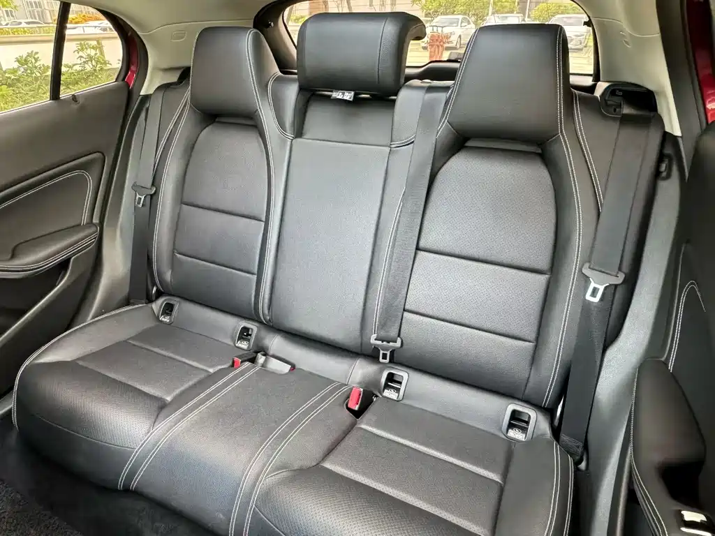 Mercedes-Benz GLA — миниатюра 5