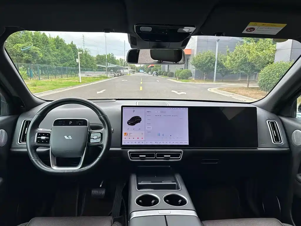 Li Auto Li L8 — миниатюра 14