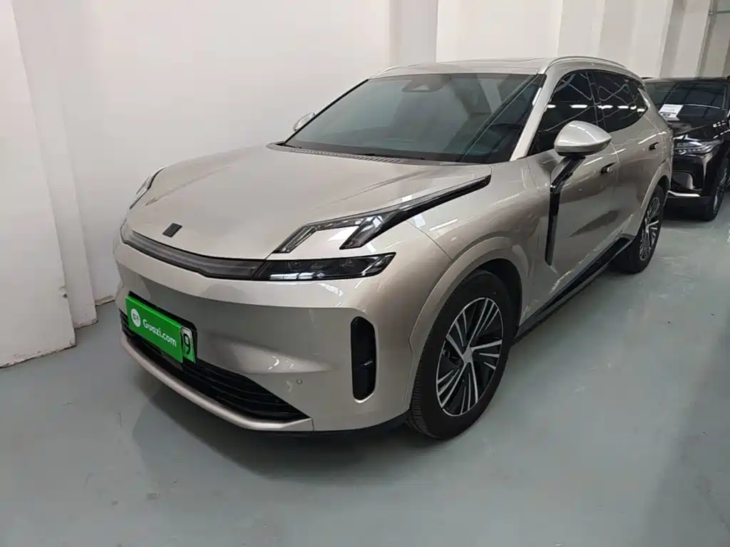 Lynk & Co 08 EM-P 2025 120km Pro