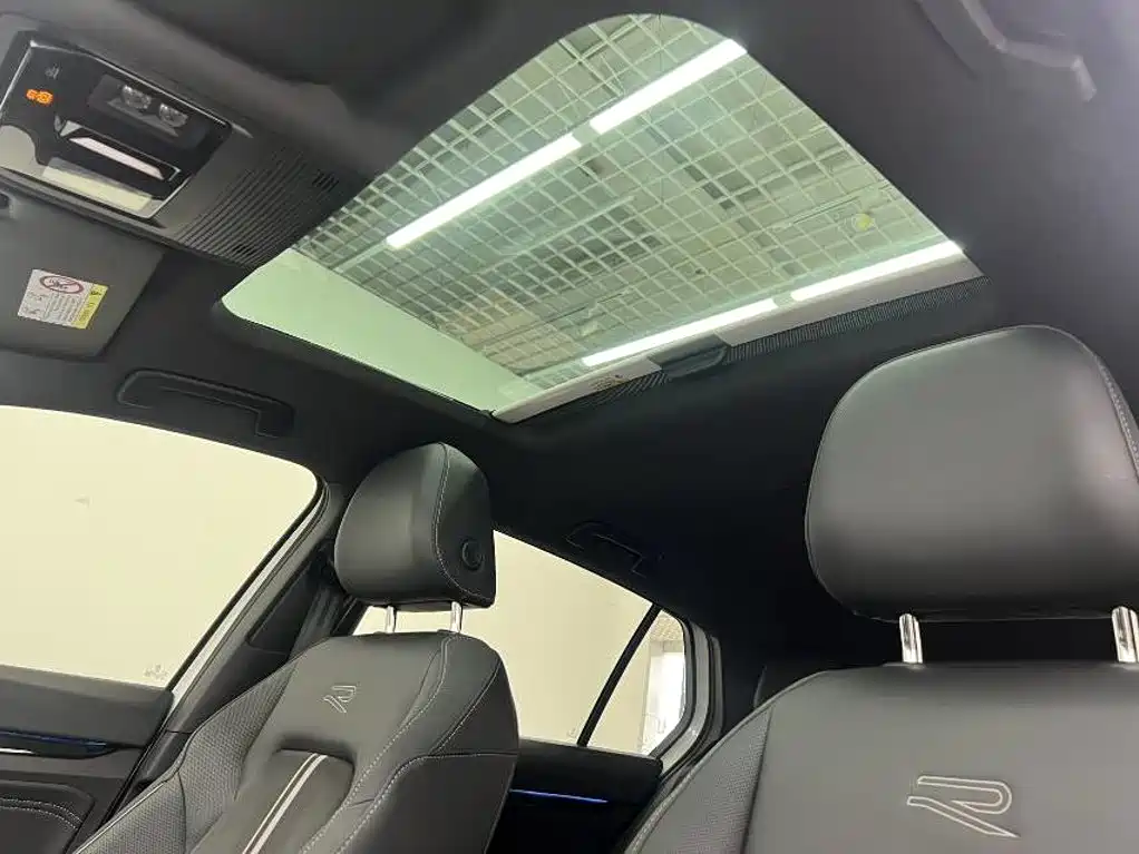 Volkswagen Golf — миниатюра 17