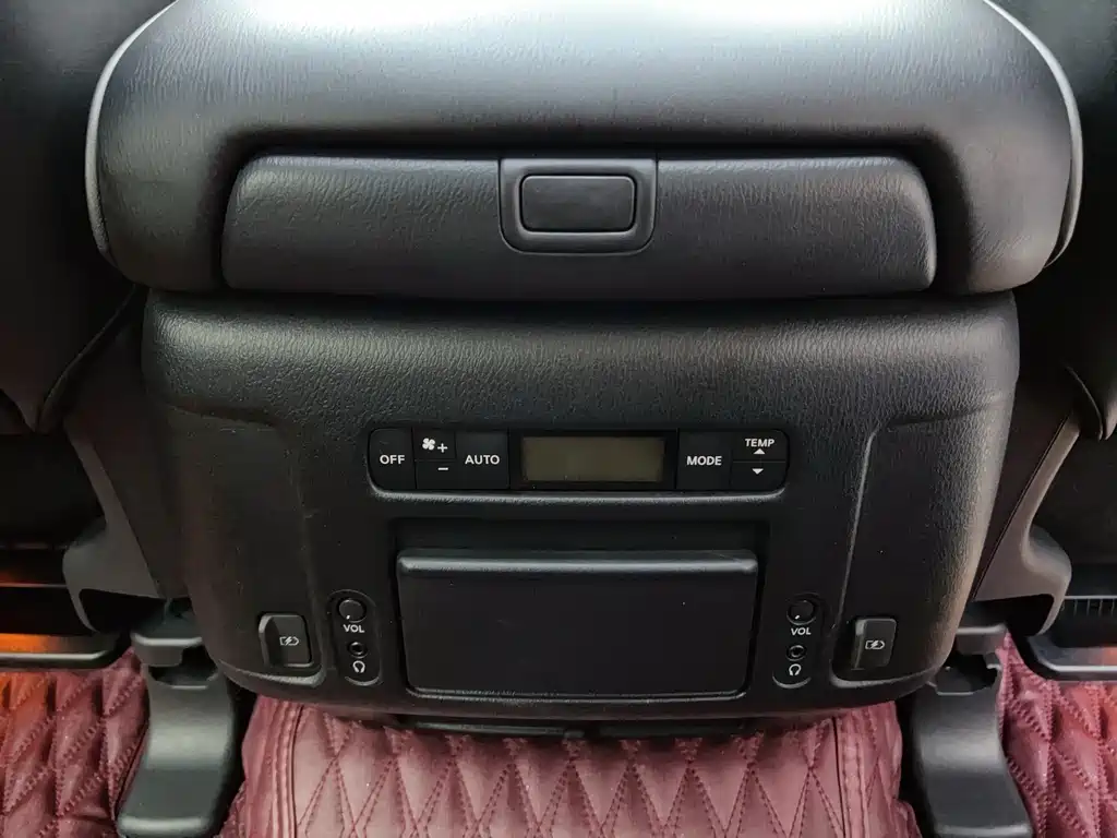 Infiniti QX80 2018 5.6L