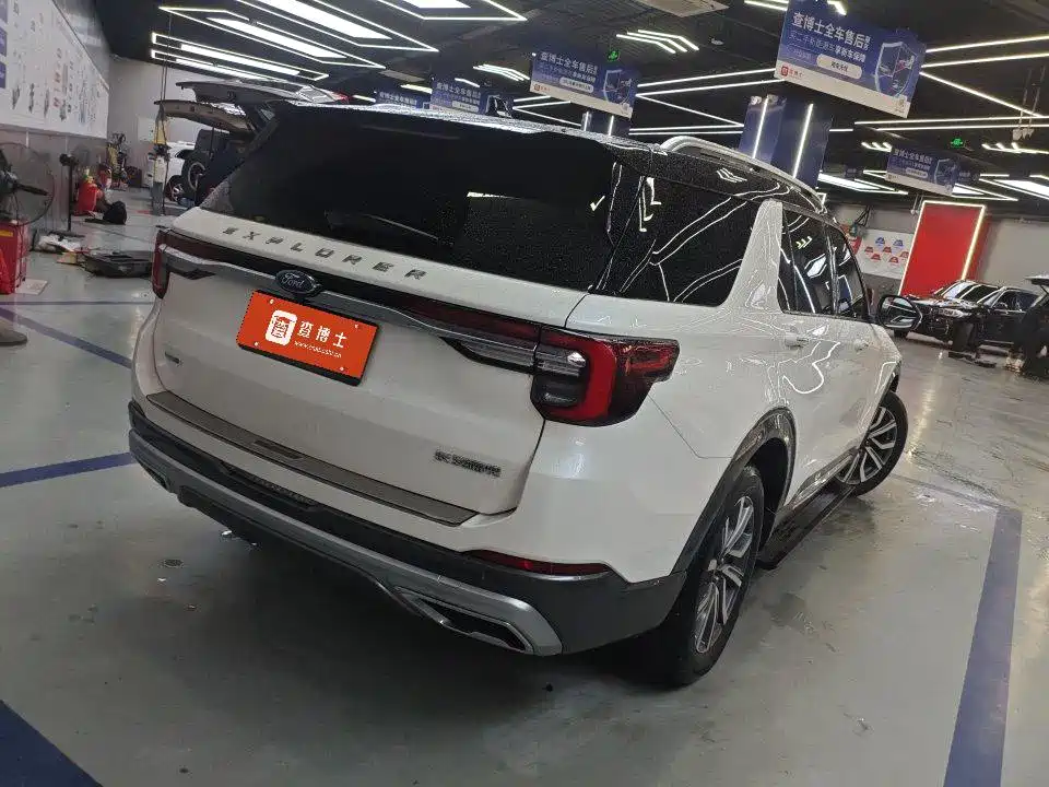 Ford Explorer — миниатюра 16