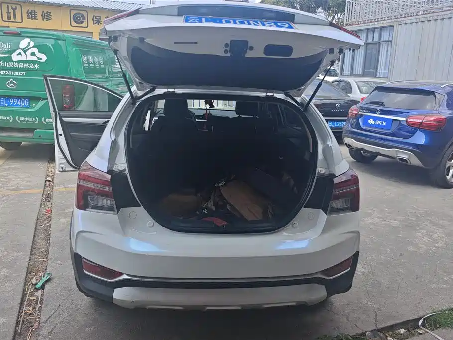 GEELY AUTOMOBILE VISION S1