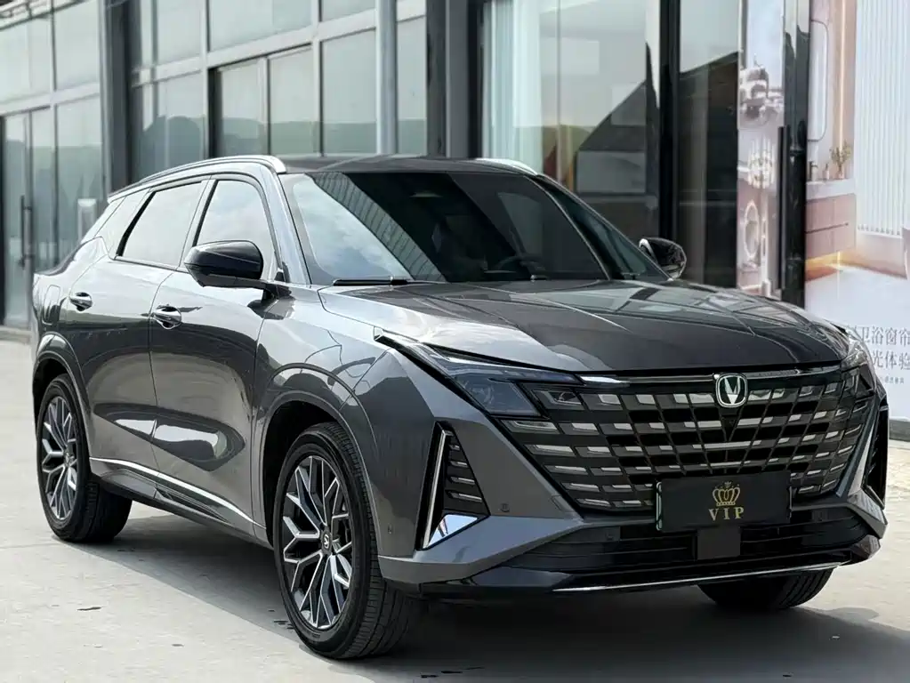 Changan UNI-Z New Energy — миниатюра 3