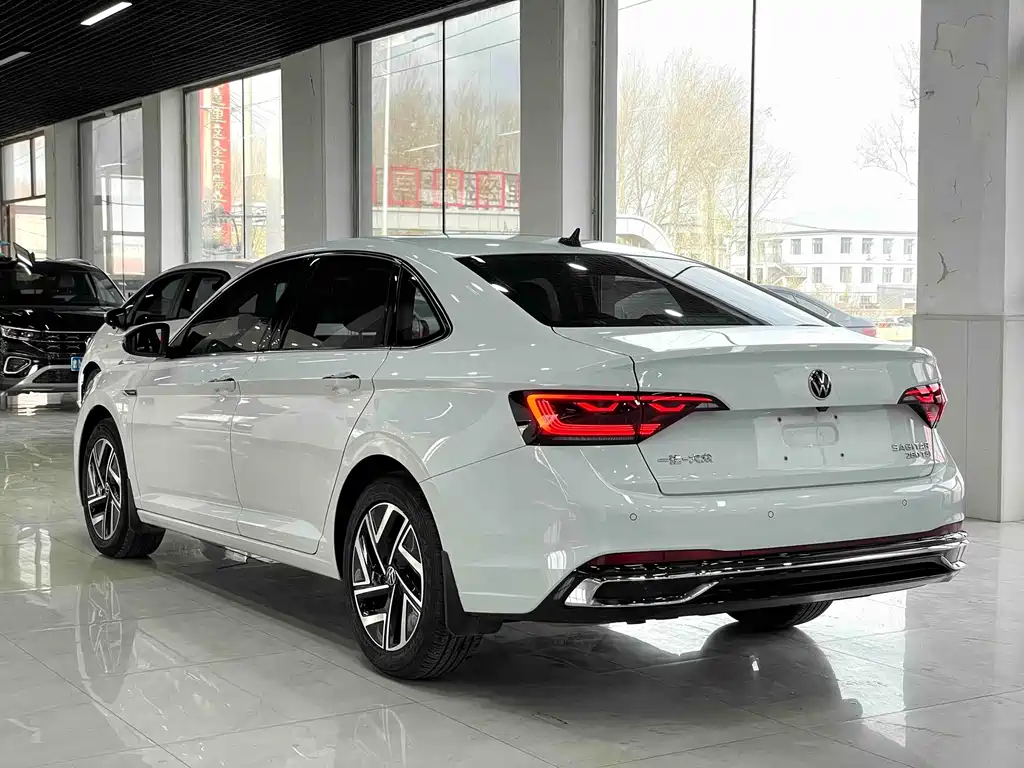 Volkswagen Sagitar — миниатюра 4