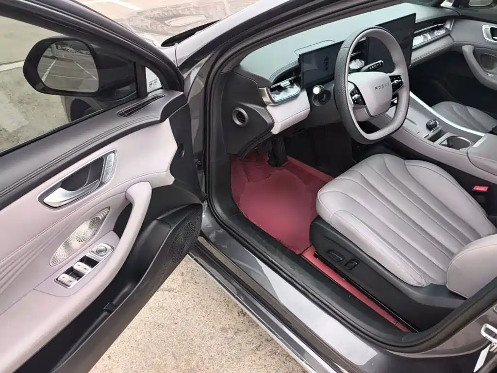 Roewe M7 DMH — миниатюра 16