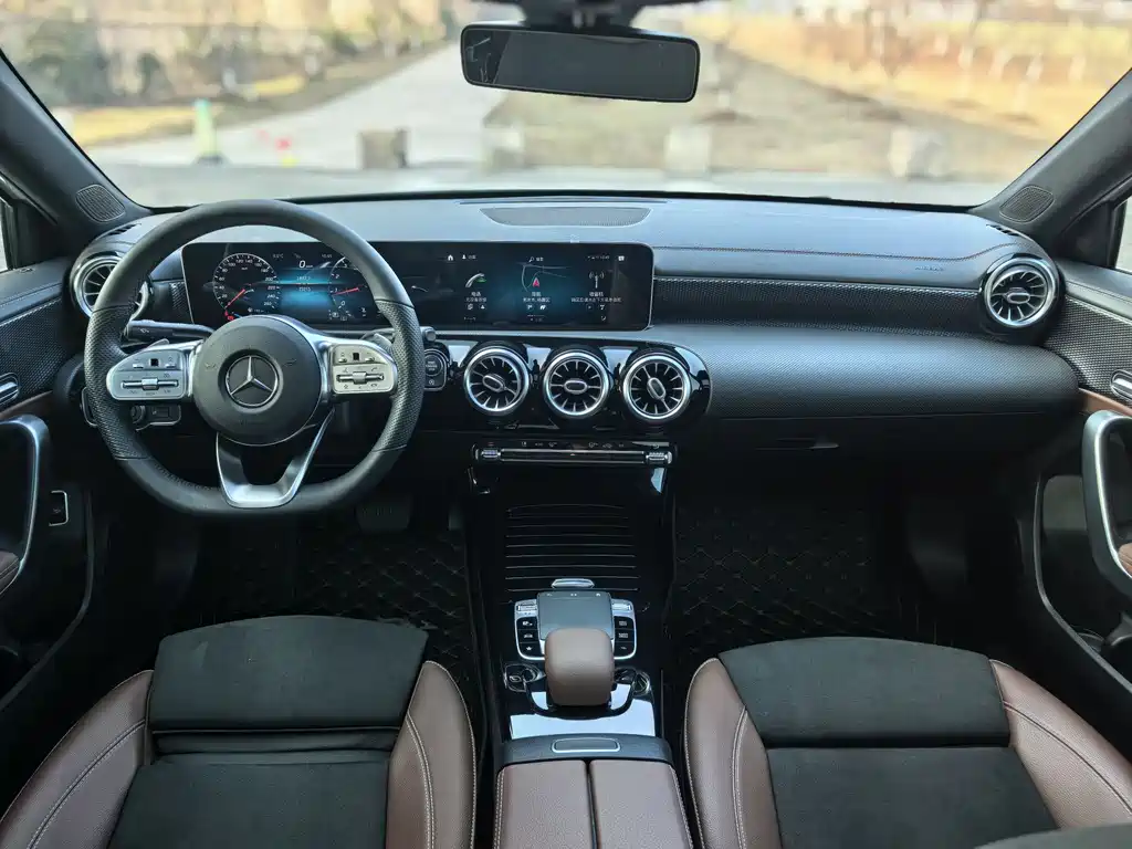 MERCEDES-BENZ A CLASS