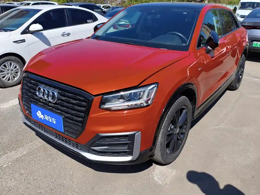 Audi Q2L 2020