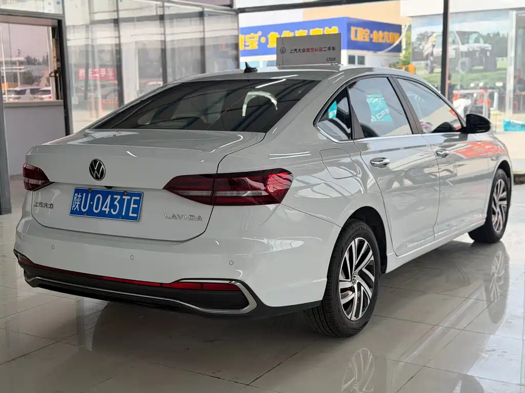 Volkswagen Lavida — миниатюра 16