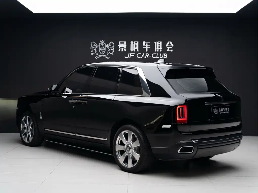 Rolls-Royce Cullinan — миниатюра 6