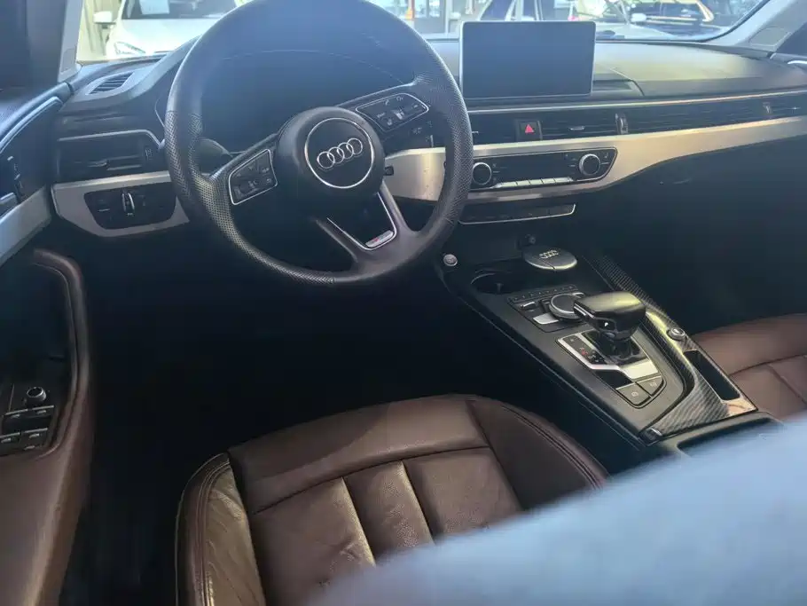 Audi A4L — миниатюра 12