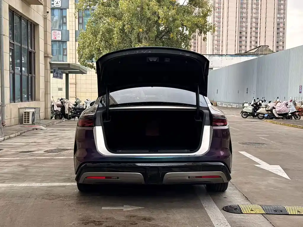 BYD Han L — миниатюра 16