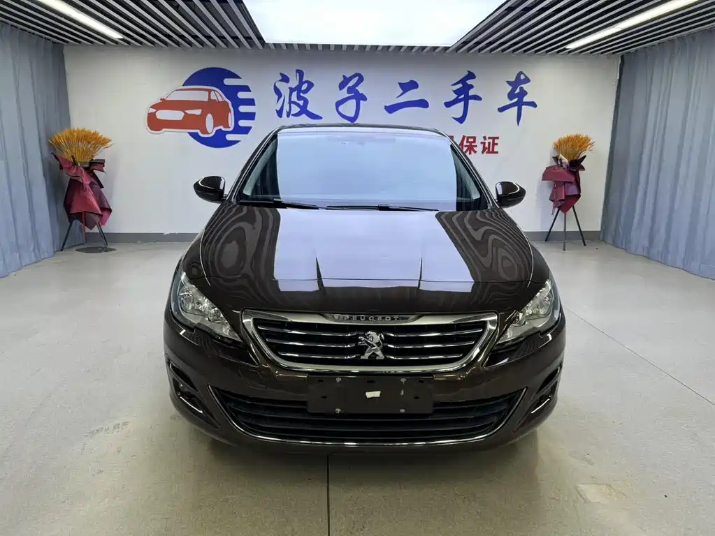 Peugeot 408 2014 1.8L AT Luxury