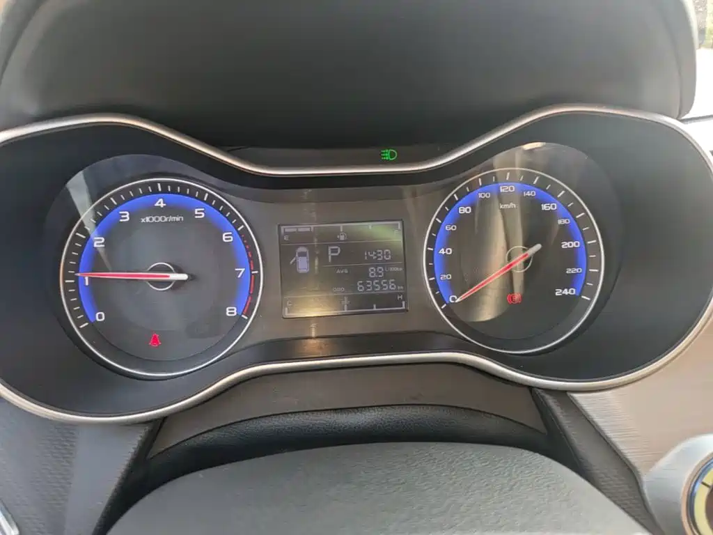 Geely Vision — миниатюра 12