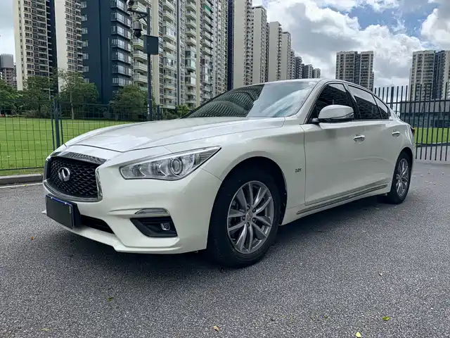INFINITI  Q50L 2023