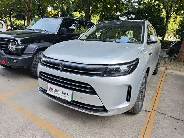 AITO M7