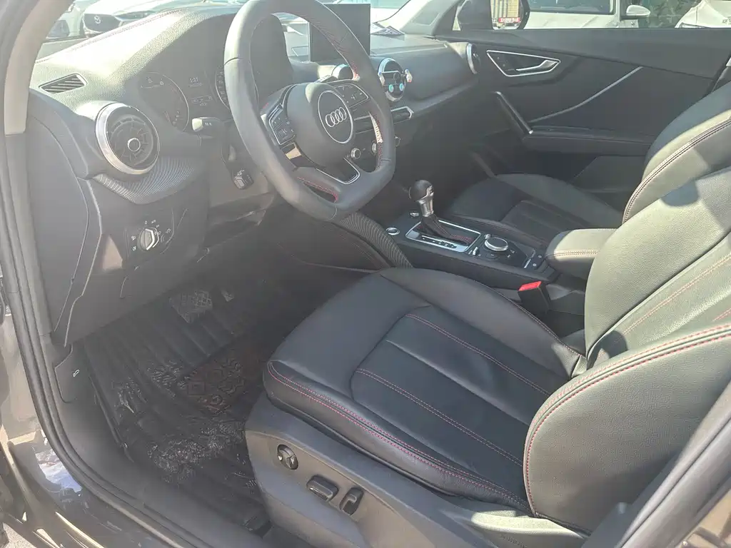 Audi Q2L 2022 35 TFSI