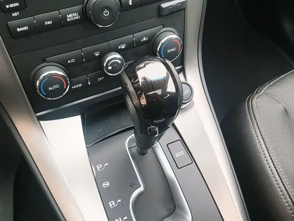 Chevrolet Captiva — миниатюра 14
