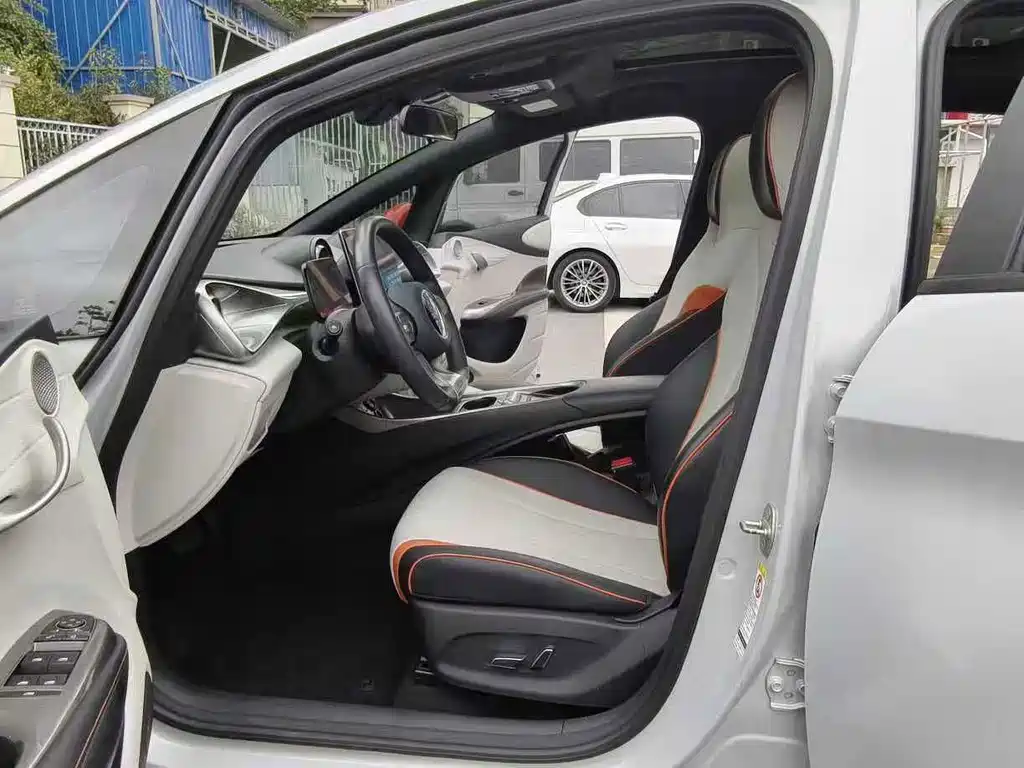 BYD Dolphin — миниатюра 5