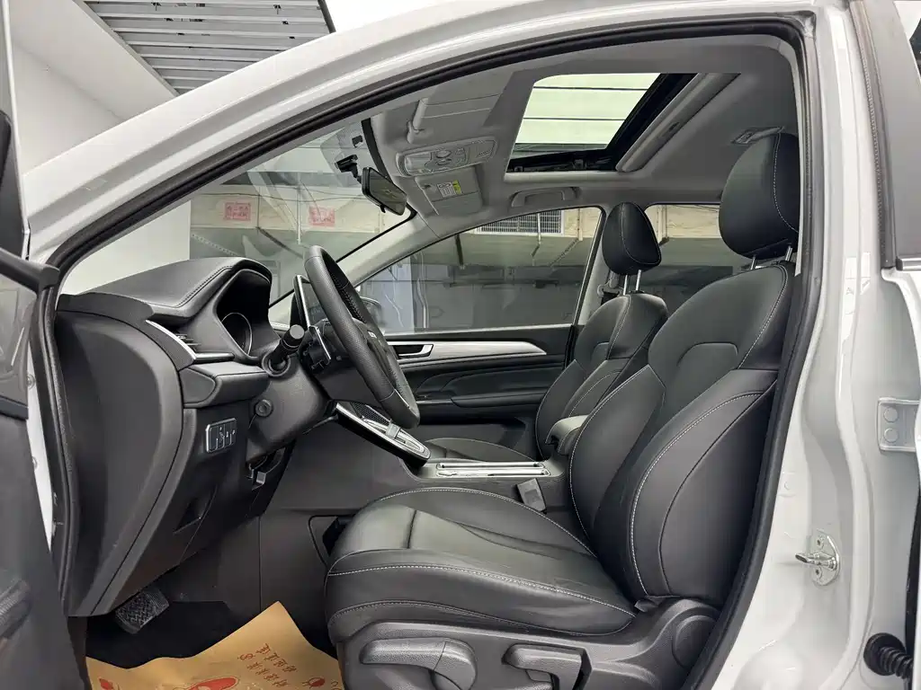 Haval M6 — миниатюра 14