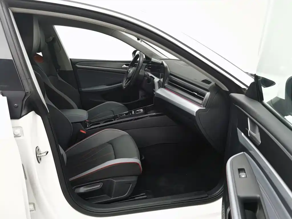 Volkswagen Lamando — миниатюра 23