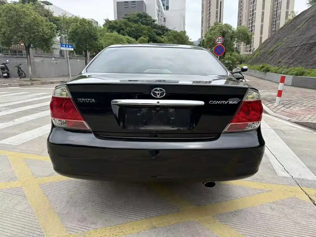 Toyota Camry 2005 2.4