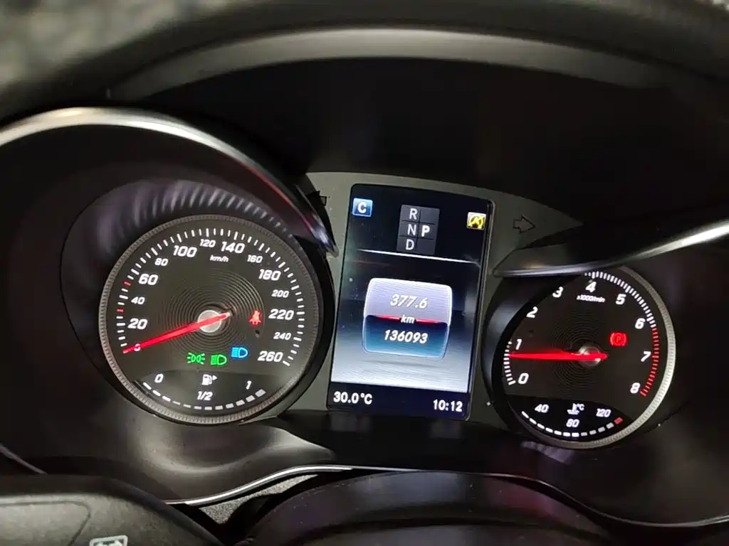 Mercedes-Benz C-Class (Import) — миниатюра 12