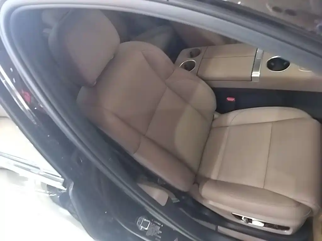 Li Auto Li L8 — миниатюра 25